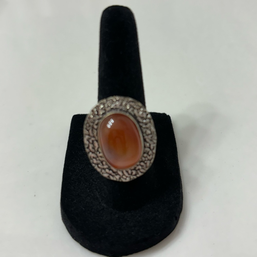 Beautiful Ring 💍- size 7